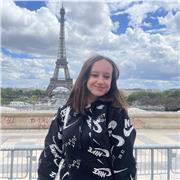 Étudiante en LLCER Espagnol - 
Passionnée de la langue depuis petite